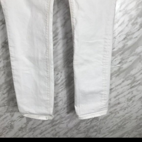 Elie Tahari Adena Straight Leg Jeans - Size 6 - White Jeans, Mid-Rise, Straight - Picture 4 of 8